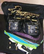 Scoot Boot Horse Hoof Boot Size 4 REG PAIR Used Kit Extra Straps Regular Set