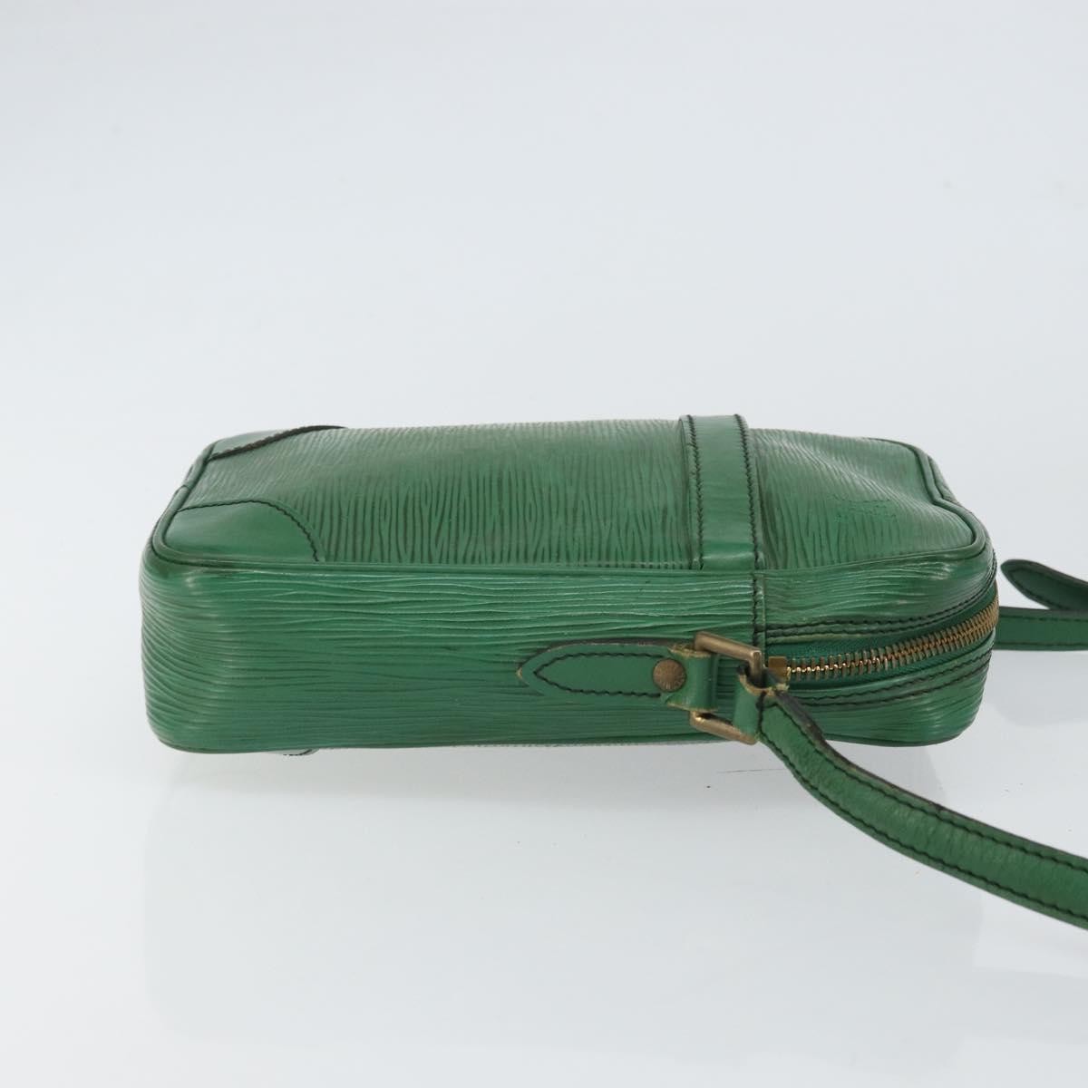 Authentic Louis Vuitton Epi Danube Green Shoulder Bag M45634 image 3