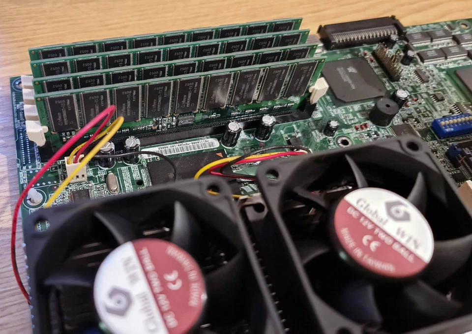 ASUS CUR-DLS Mainboard PS2KBMS Dual Sockel CPU 370 ATX Board mit 2 Prozessoren - Bild 3 von 4