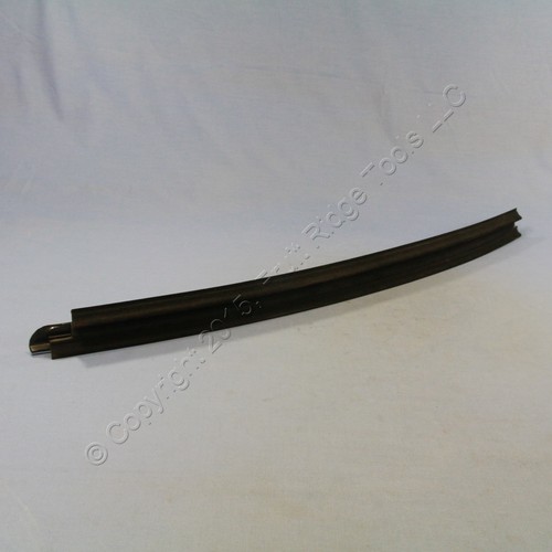 PAR GM OEM Ventana Trasera Exterior Sellado de Vidrio Tira de Clima Borde 15761646+15761647 - Imagen 4 de 5