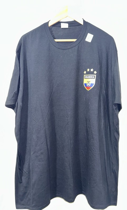 COLOMBIA SOCCER BLACK T-SHIRT XXXL NEW UNWORN CREST 3XL WORLD CUP FUTBOL