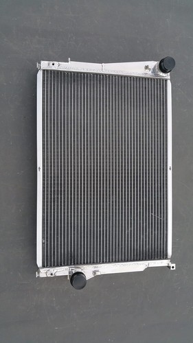 2 Row Aluminum Radiator For 1999-2006 BMW E46 3-SERIES 320i 323Ci 323i 323is