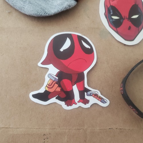 2 NEW Marvel DEADPOOL Surprise Filling CHIMICHANGA Figure Packs SOCKS Decals LOT - Picture 7 of 19