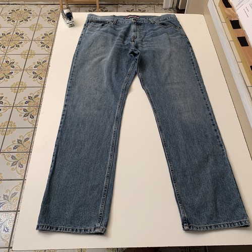 Tommy Hilfiger Mens 38x34 Classic Fit 