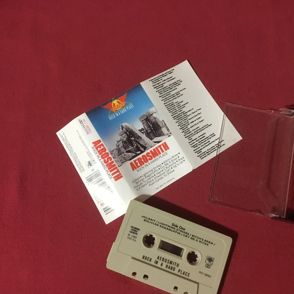 Aerosmith – Rock In A Hard Place *1982:Columbia Cassette PCT 38061 (EX) copy - Image 3 of 4