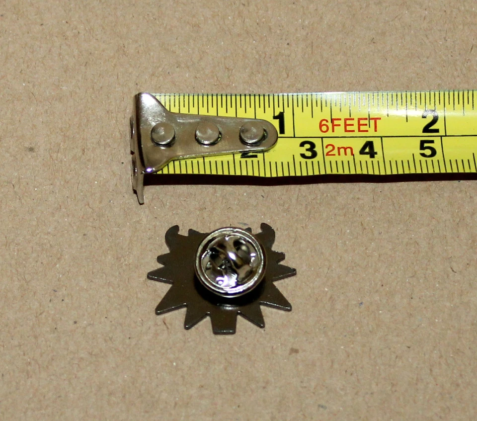 Pin de metal promocional raro The Witcher 3 Wild Hunt de Gamescom 2014 Foto 4 de 4