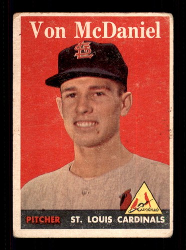 1958 Topps #65a von McDaniel Name in weißen Buchstaben
