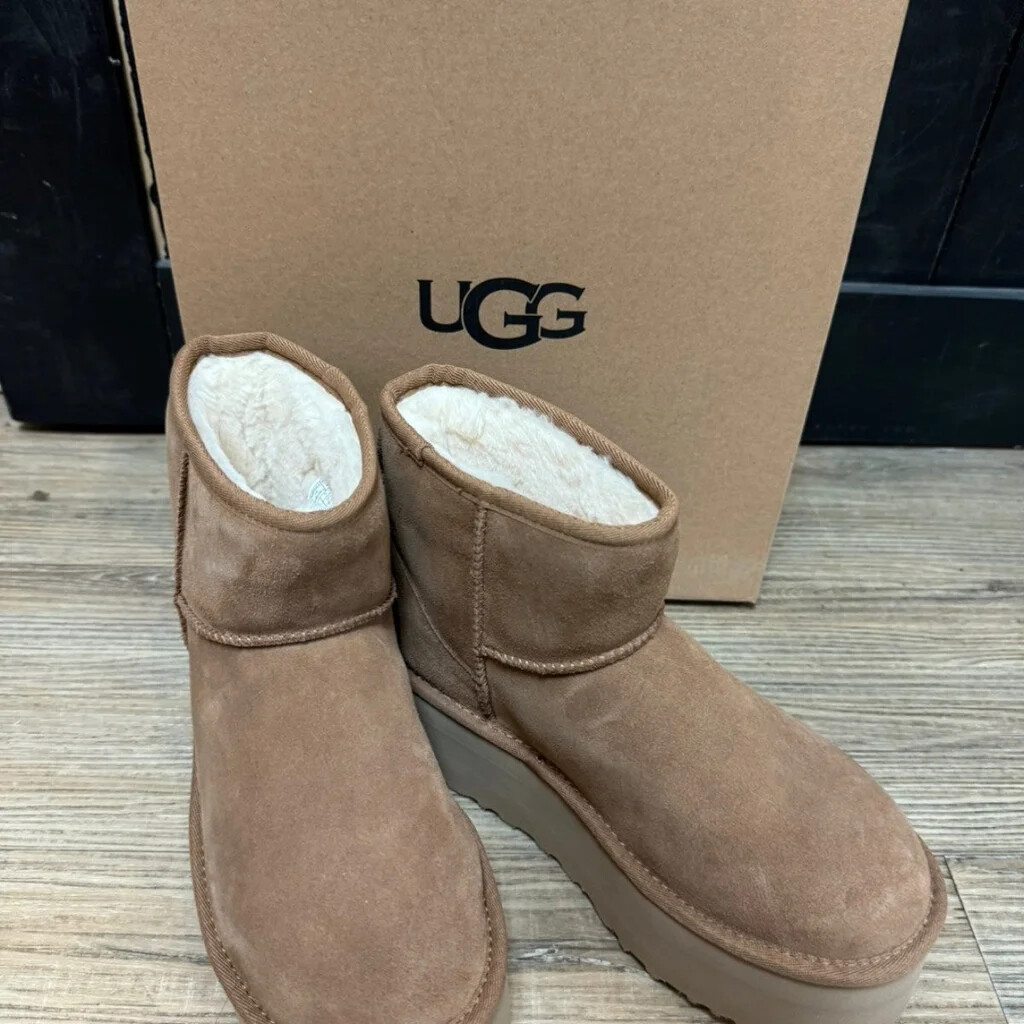 New UGG Women's Classic Mini Platform (1134991, Chestnut) Ankle