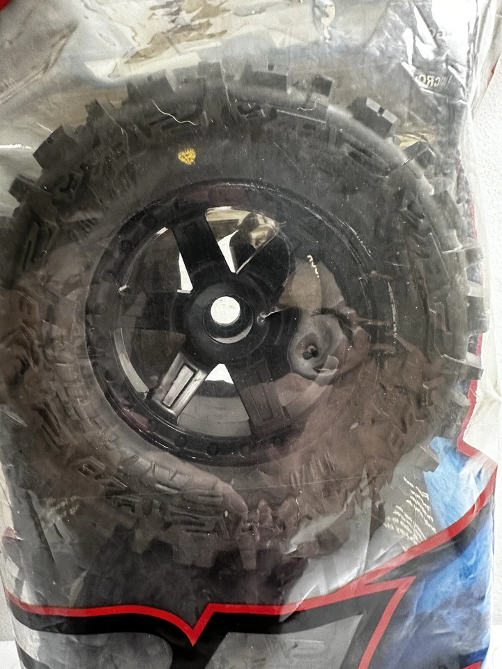 Pro-Line  Trencher 2.8 (Traxxas style Bead)  Wheels for Jato, Nitro Stampede  - Image 3 of 4