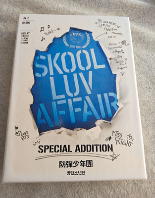 BTS Skool Luv Affair Special Addition DVD Box Set inkl. Fotobuch & Poster