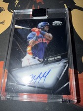 2021 Topps Chrome Black Autographs Yordan Alvarez Auto Astros #CBA-YA 