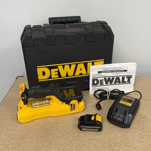 DEWALT DCT419S1 Hand Held Wall Scanner W/ Case & Battery Tested Working