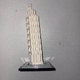 LEGO ARCHITECTURE: The Leaning Tower of Pisa (21015) - ASSEMBLED, no box, dusty