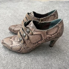 Poetic Licence Shoes Womens Size 9M EUR 40 Snake Print Heels Time Marches On