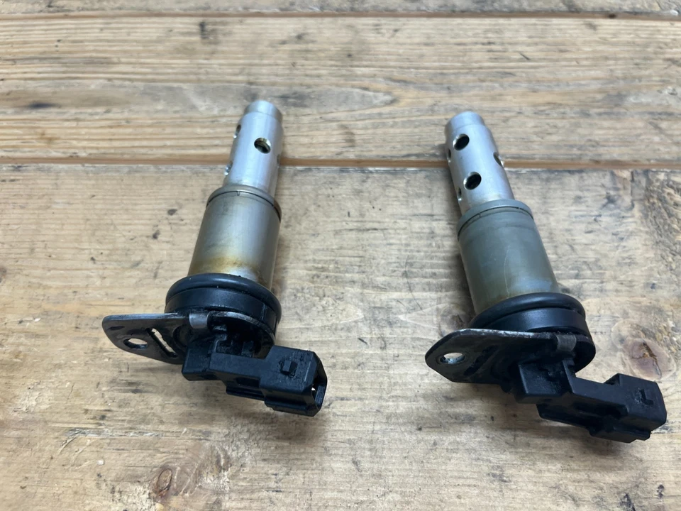 07-10 BMW E60 528xi 528 CONJUNTO DE 2 solenóides de controle de temporização de válvula variável 7516293 - Imagem 3 de 4