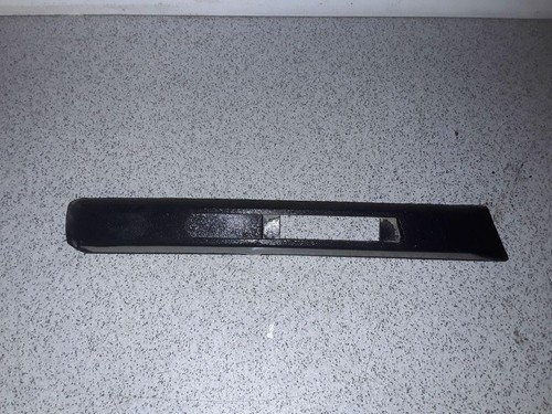 BMW 7 E38 Kotflügelzierleiste vorne rechts 8165219 4.00 Diesel 180kw 33748989