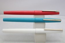 Vintage (c1970) Universal Fine Fountain Pen, 3 Finishes, UK Seller