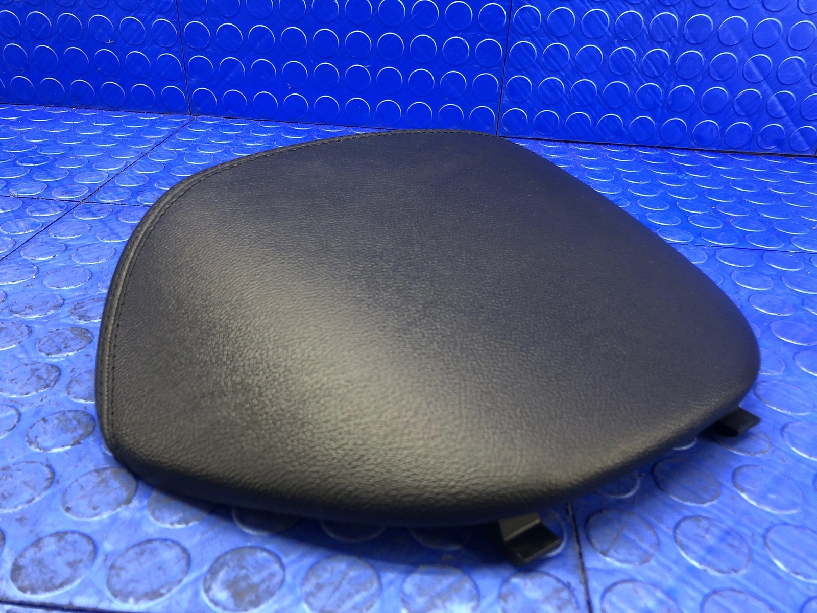 2017-2022 MASERATI LEVANTE OEM FRONT LEFT SPEEDOMETER TRIM COVER PANEL BLACK
