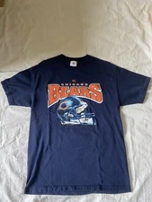 Vintage  NFL Chicago Bears Football Helmet Print T-Shirt Size L