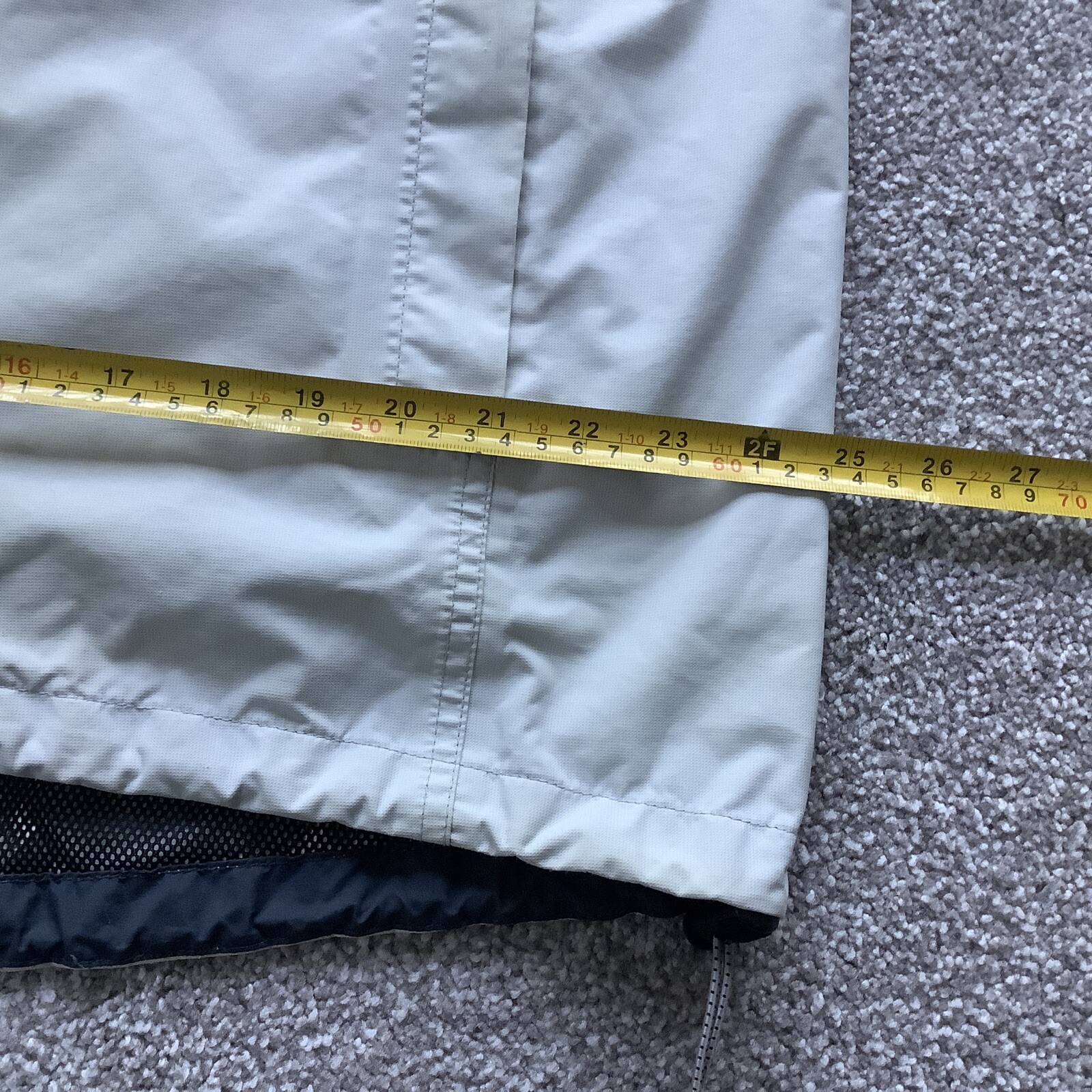 Mens Berghaus Jacket XL White Great Condition eBay