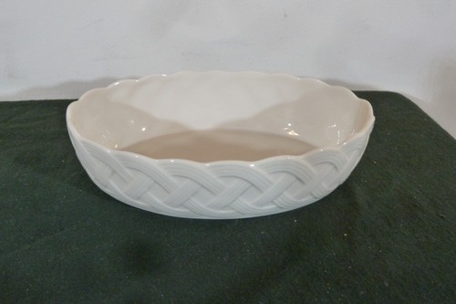 Vintage Lenox Oval Basket Weave Candy Dish Classic Ivory Color 1980s - Picture 8 of 15