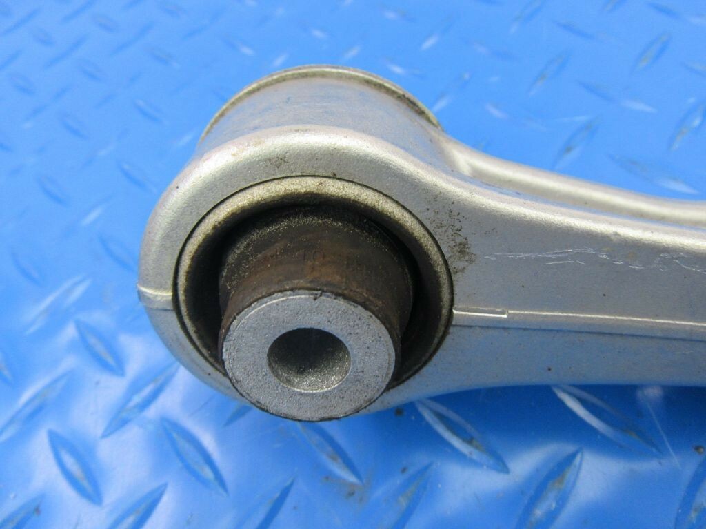 Rolls Royce Ghost Wraith Dawn upper control arm #8672