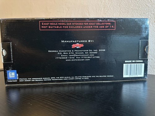 GMP 1/24 1971 Pontiac GTO Wht/Blue Limited Edition New In Box - Picture 17 of 18