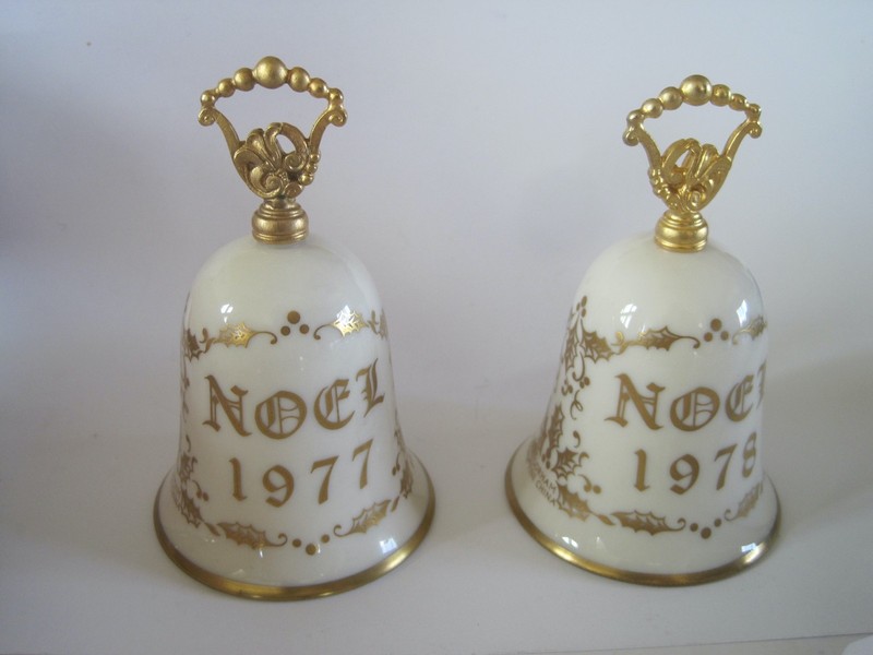 Gorham Noel Bone China Bell Gold Tone Trim 1977 & 1978
