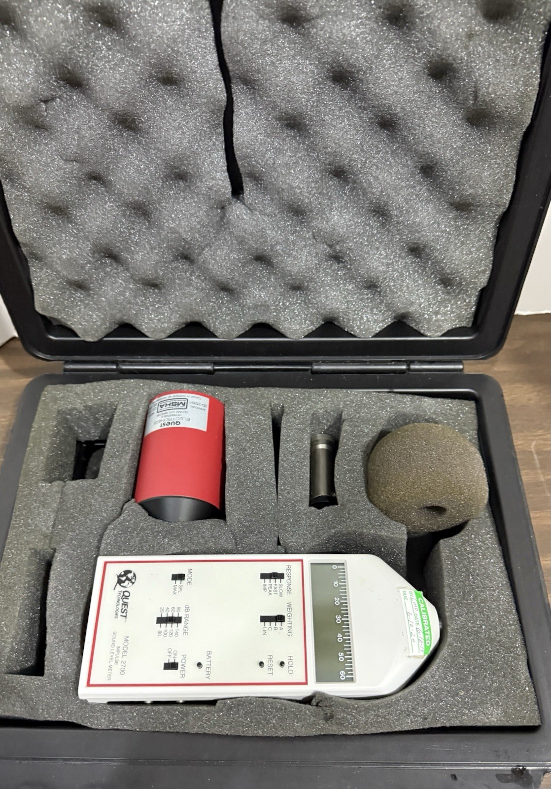 Quest Technologies Model 2700 Impulse Sound Level Meter W/Calibrator CA-12B