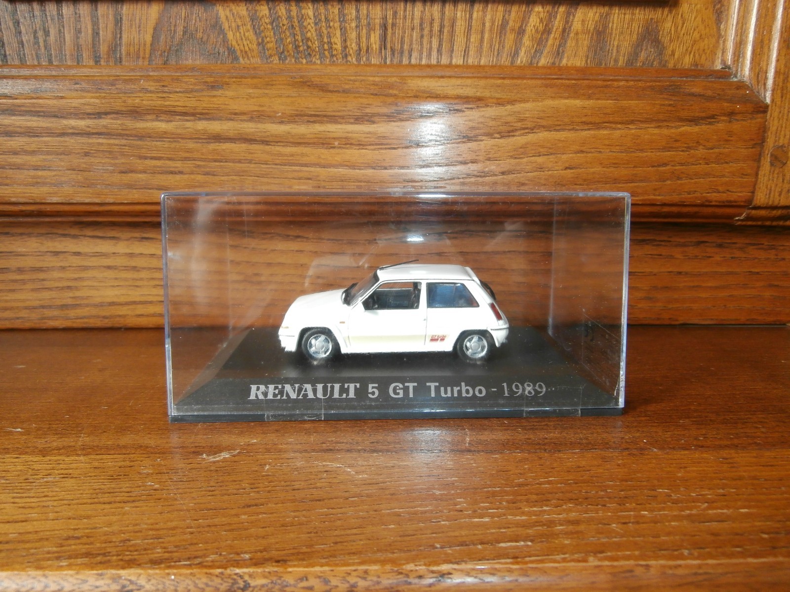Renault 5 GT Turbo 1989 M6 U.Hobbies 1/43e le cadeau idéal pour collectionneur auto