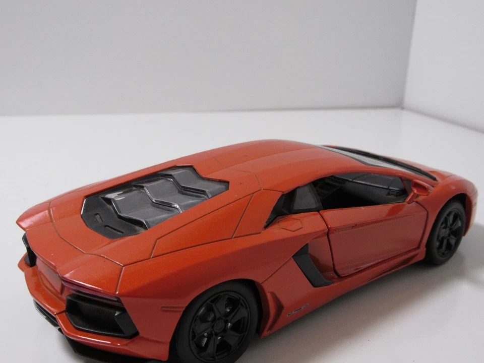 Popak Nuevo Ray 1/24 Lamborghini Aventador LP 700-4 Naranja #MC2-15 Foto 4 de 4