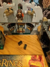 Lego 9472 Lord of the Rings Attack on Weathertop 100% Com Box & Instructions