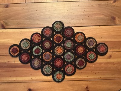PRIMITIVE WOOL FELT PENNY RUG TABLE RUNNER CANDLE MAT SHADES OF FALL LEAVES