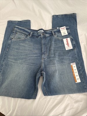 WRANGLER BLUE JEANS MENS 40x36 RELAXED FIT FREE TO STRETCH 10MGW15MW NEW NWT