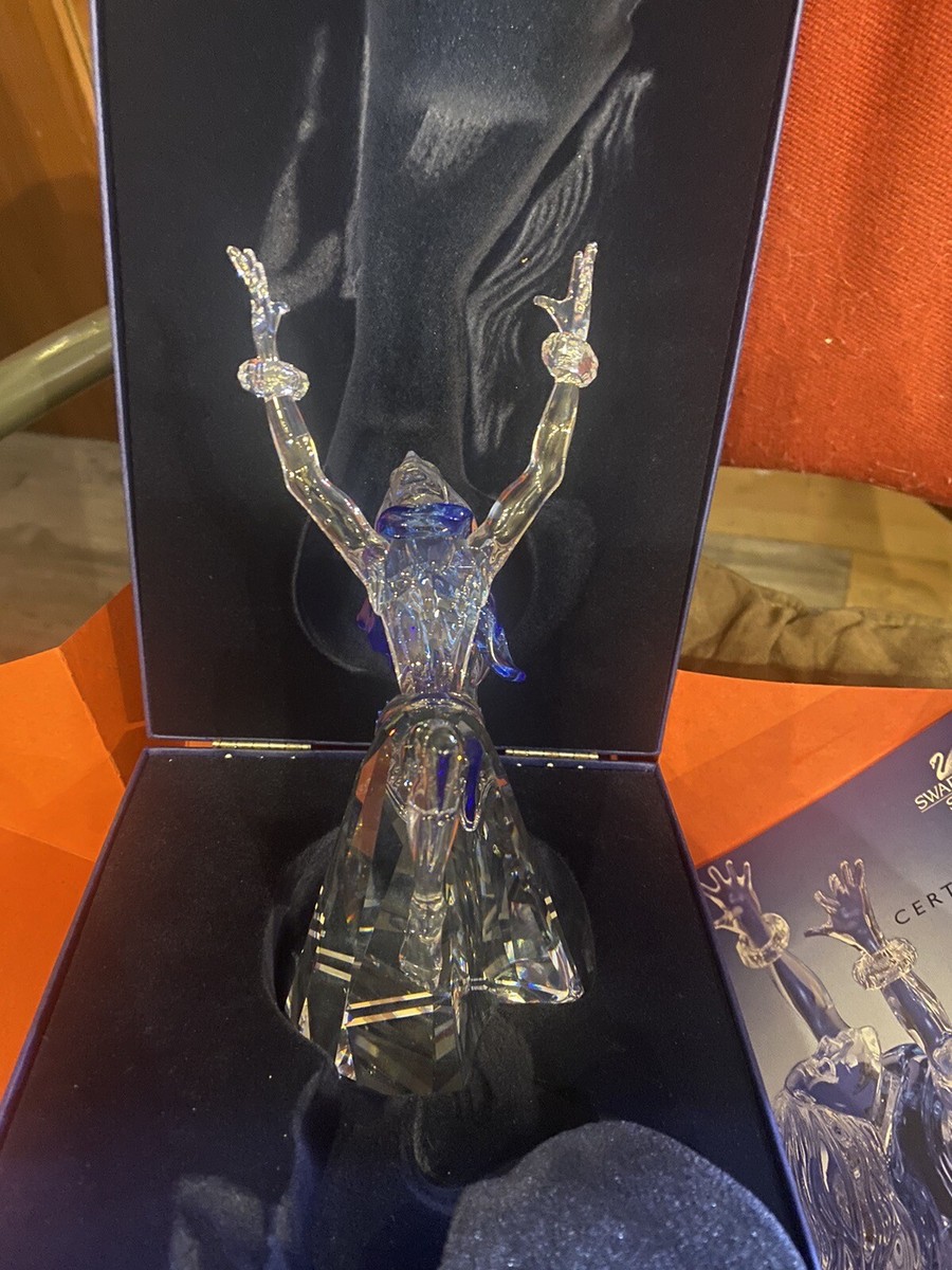 SWAROVSKI CRYSTAL FIGURINE SCS 2002 ANNUAL EDITION ISADORA 279648