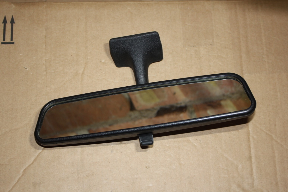 GENUINE ORIGINAL MERCEDES-BENZ MB W126 SE SEL C126 SEC REAR VIEW 