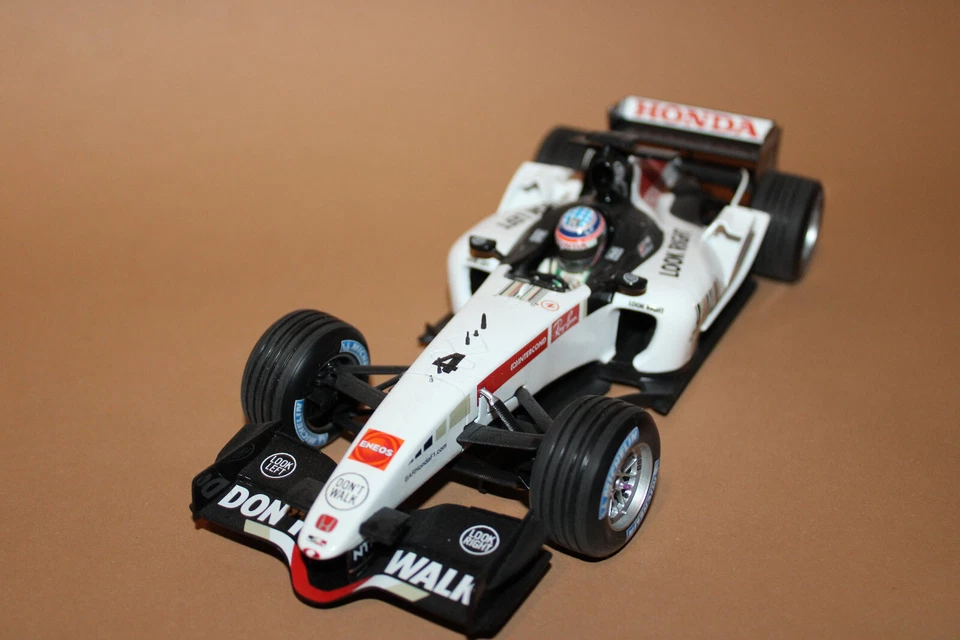 Minichamps PMA  100050004 1:18 F1  B.A.R. Honda  007 T. Sato 2005 keine OVP - Bild 4 von 4