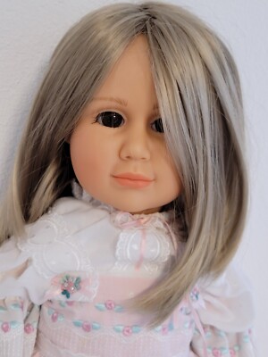 Götz R. Ammann 197/22  Flowerchild collection.