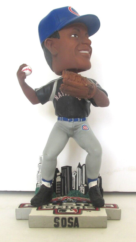 SAMMY SOSA 2003 FOREVER LEGENDS OF THE DIAMOND 2003 ALL-STAR GAME BOBBLE HEAD
