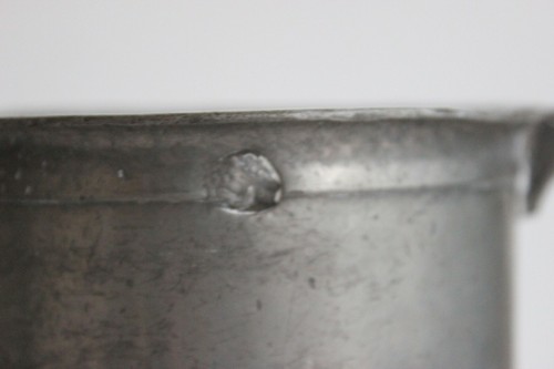 Mesure Pichet Etain 1 Litre Villardry Angers Poinçon Maître à identifier XIXe - Picture 2 of 12