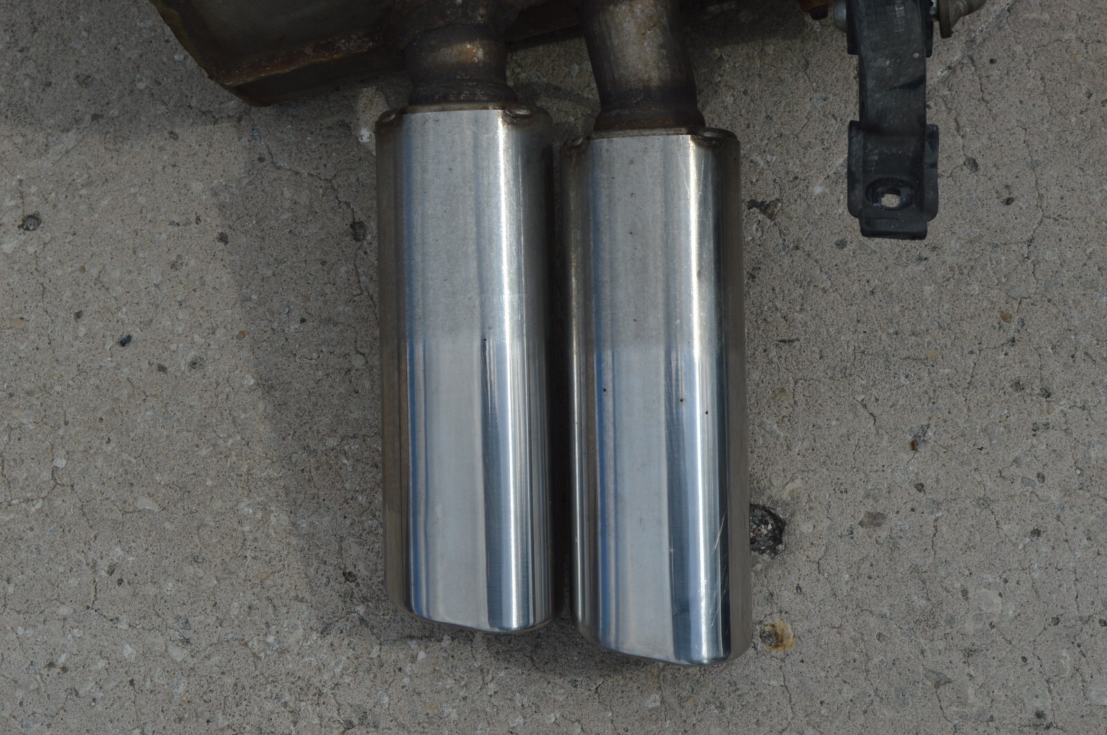 2004 M138 MASERATI GT COUPE LEFT & RIGHT  MUFFLER EXHAUST PAIR