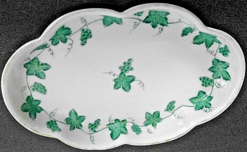 Bandeja Herend coloreada a mano Hungría #7705 Guirland de Raisins Vert/Grape Vines 5" - Imagen 2 de 7