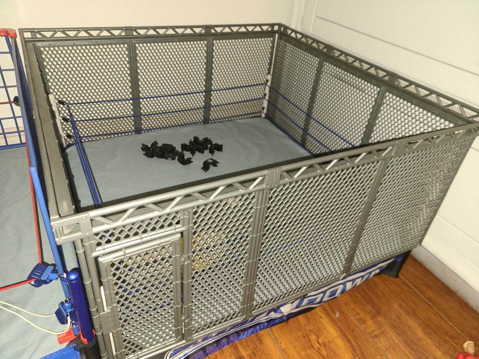 wwe authentic scale steel cage