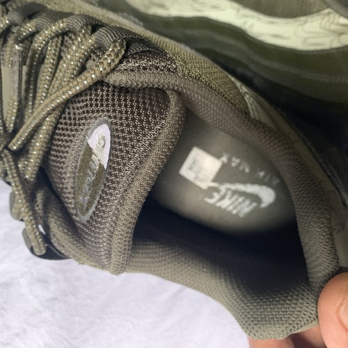 Men's Nike Air Max 95 Sneakers DZ4511-300 Cargo Khaki/White Size 11.5 RARE - Picture 10 of 17