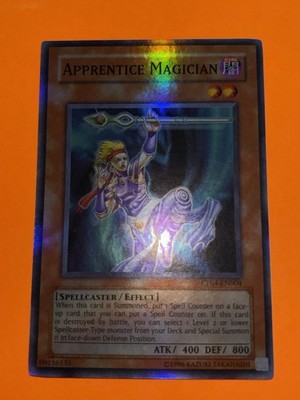 MISPRINT FULL CARD HOLO Apprentice Magician CP04-EN004 Super Rare VLP