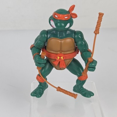 Teenage Mutant Ninja Turtles Classic Michelangelo w/ Storage Shell 4'' 2022