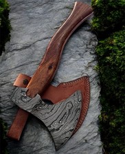 Handcrafted Damascus Steel Hatchet &ndash; 1150g | 40cm | Genuine Leather Cover