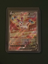 Pokémon TCG Evolving Skies Sylveon v Holo Ultra Rare Card 184/203