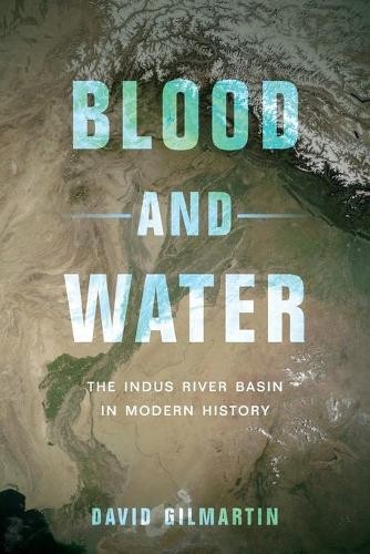 Blood and Water by David Gilmartin - 9780520355538