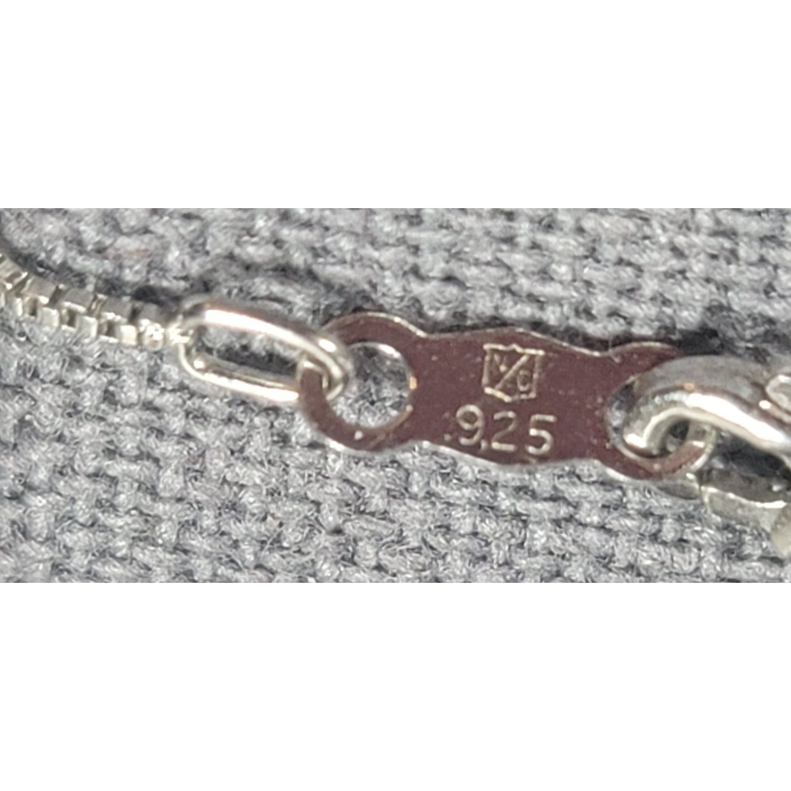 Sterling Silver Floating Stone Infinity Closure F… - image 3